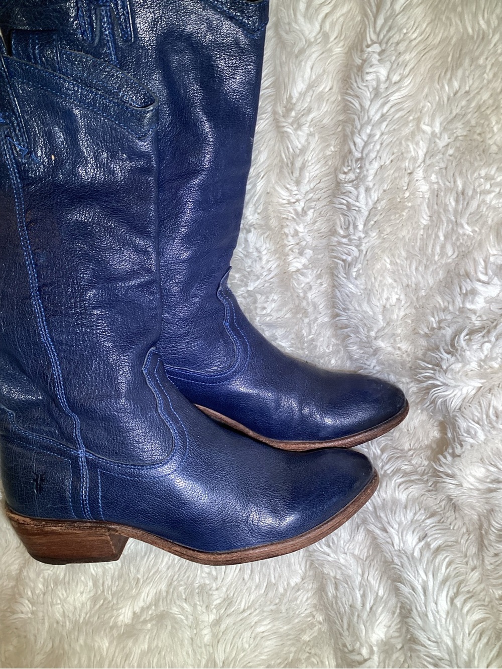 Frye women’s Navy blue Leather Western Boots size 9 - Picture 3 of 7